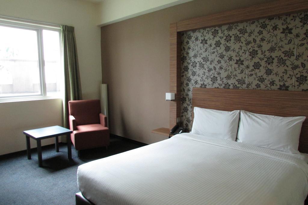Strand Hotel Szingapúr Szoba fotó